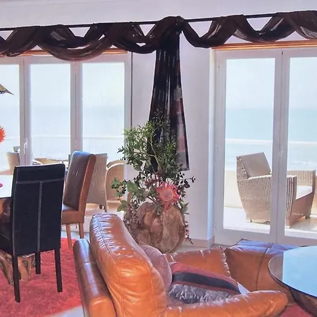 Apartment Vacation In *